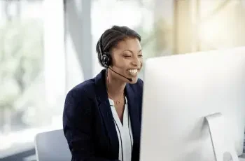 Online notary speaking with customer